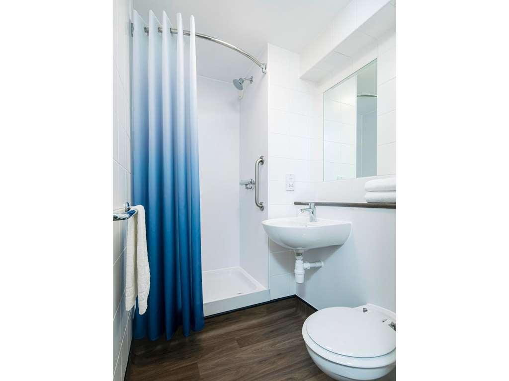 Travelodge Chester Warrington Road 客房 照片